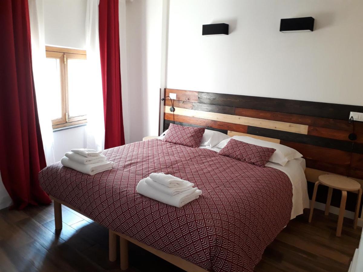Isola Bed And Breakfast Syrakusa Exteriör bild
